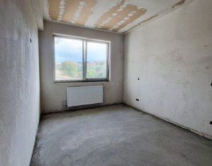 Duplex de vânzare în Dezmir