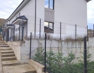 Duplex de vânzare în Dezmir
