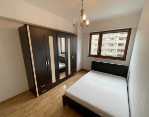 Appartement 3 chambres à louer dans Cluj-napoca, zone Centru