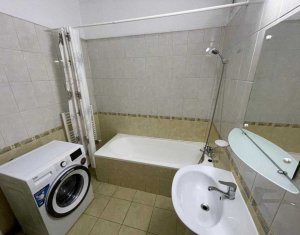 Appartement 3 chambres à louer dans Cluj-napoca, zone Centru