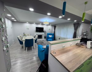 Appartement 4 chambres à vendre dans Cluj-napoca, zone Manastur