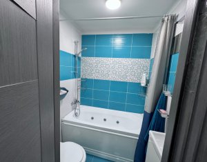 Appartement 4 chambres à vendre dans Cluj-napoca, zone Manastur