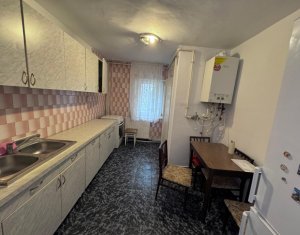 Appartement 4 chambres à vendre dans Cluj-napoca, zone Manastur