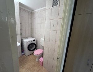 Appartement 4 chambres à vendre dans Cluj-napoca, zone Manastur