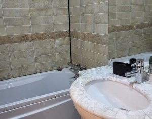 Lakás 3 szobák eladó on Floresti