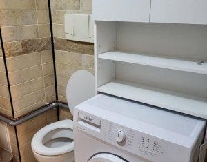 Lakás 3 szobák eladó on Floresti