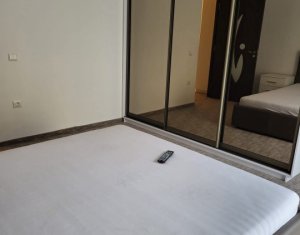 Lakás 3 szobák eladó on Floresti