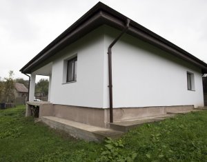 House 3 rooms for sale in Pata