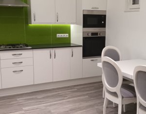 , 150m2 dans Cluj-napoca, zone Dambul Rotund