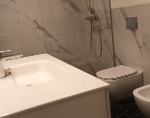 Maison 6 chambres à vendre dans Cluj-napoca, zone Dambul Rotund