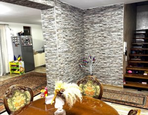 Ház 5 szobák eladó on Apahida