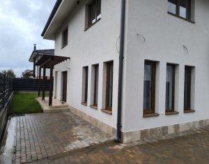 Casa individuala, 5 camere, 120 mp utili, Apahida, strada linistita