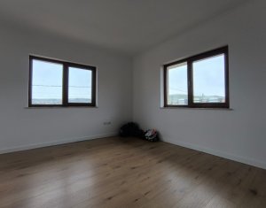 Casa individuala, 5 camere, 120 mp utili, Apahida, strada linistita