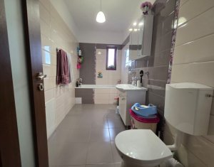 Apartament 3 camere, 2 balcoane, garaj subteran