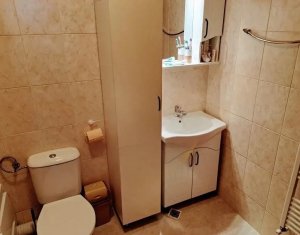 Apartament 3 camere, decomandat, parcare inclusa