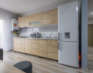 Lakás 3 szobák eladó on Floresti