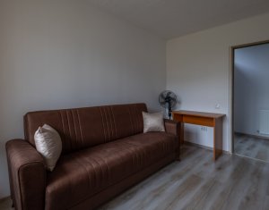 Lakás 3 szobák eladó on Floresti