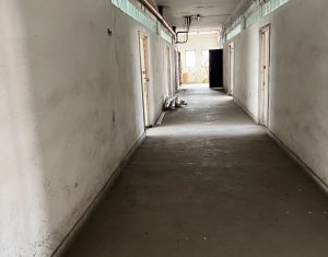 Imobil 2620mp compus din Parter + 3 Etaje, Muncii zona Terapia