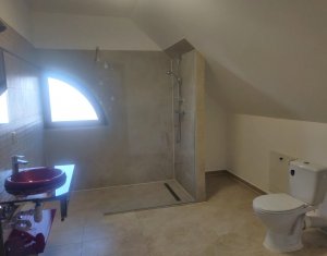 Casa de inchiriat, 6 camere, zona Aroma restaurant