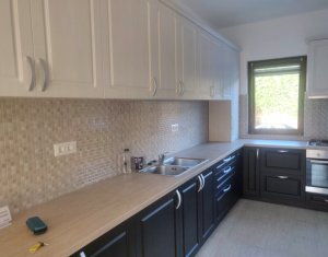 Casa de inchiriat, 6 camere, zona Aroma restaurant