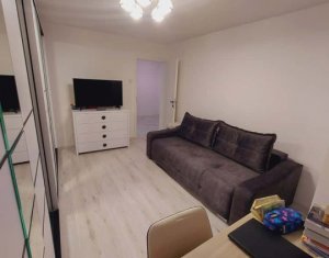 Apartament cu 3 camere renovat decomandat Mănăștur Cluj-Napoca