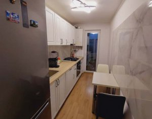 Apartament cu 3 camere renovat decomandat Mănăștur Cluj-Napoca