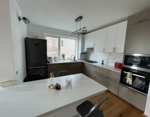 Appartement 4 chambres à louer dans Cluj-napoca, zone Europa