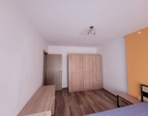 Apartament 3 camere de vanzare in Gheorgheni, bloc nou, parcare