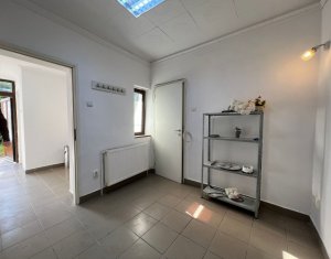 Spatiu birou casa la curte, 50mp, 3 incaperi, Dorobantilor zona Tribunal
