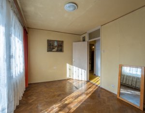 Apartament cu 4 camere spatioase, 82 mp, Manastur, etaj 1