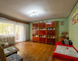 Apartament cu 4 camere spatioase, 82 mp, Manastur, etaj 1