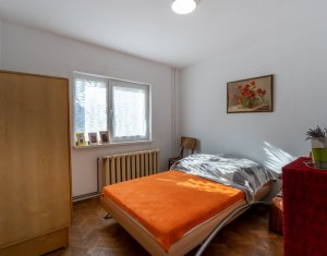 Apartament cu 4 camere spatioase, 82 mp, Manastur, etaj 1