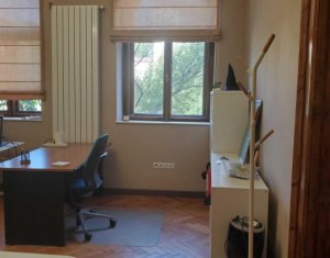 Spatiu birouri, 2 incaperi, Centru, zona Regele Ferdinand, renovat recent