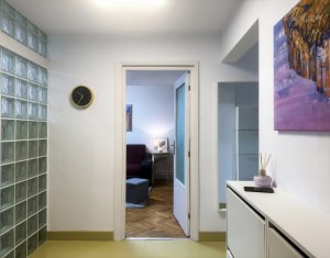 Appartement 3 chambres à louer dans Cluj-napoca, zone Zorilor