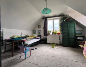 Casa, 128 mp utili, 220 mp teren, garaj, P+M, Cart. Andrei Muresanu