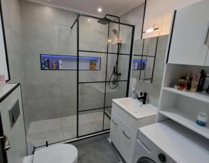 Lakás 2 szobák eladó on Floresti