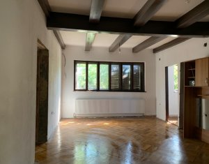 Maison 7 chambres à louer dans Cluj-napoca, zone Centru