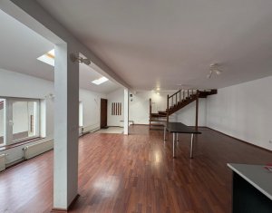 Spatiu birouri ultracentral, dispus pe 2 niveluri