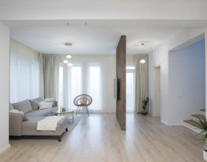 Ház 4 szobák eladó on Dezmir