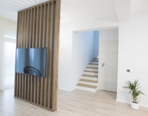 Ház 4 szobák eladó on Dezmir