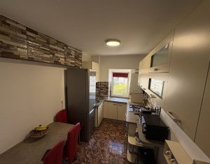 Apartament 3 camere decomandat, Marasti, etaj intermediar, zona Kaufland