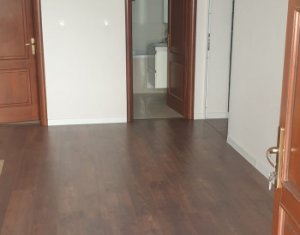 Maison 4 chambres à louer dans Cluj-napoca, zone Grigorescu