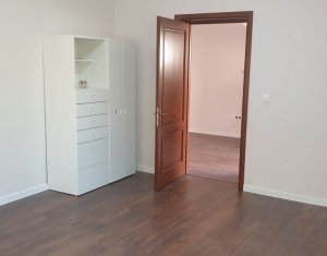 Maison 4 chambres à louer dans Cluj-napoca, zone Grigorescu