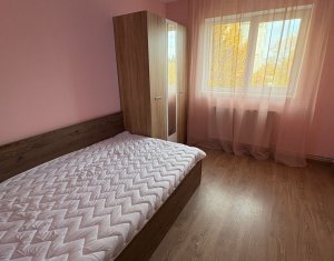 Appartement 3 chambres à louer dans Cluj-napoca, zone Manastur