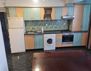 Appartement 3 chambres à louer dans Cluj-napoca, zone Gara