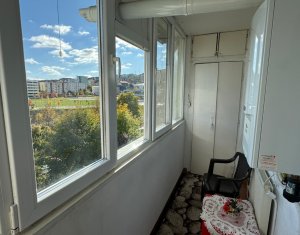 Apartament 3 camere de vanzare in Manastur, etaj 3, util 72 mp