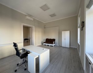 Spatiu potrivit pentru birouri 72 mp, la cateva minute de Tribunal