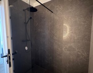 Apartament de lux cu 3 camere, doua terase spatioase si loc de parcare subteran