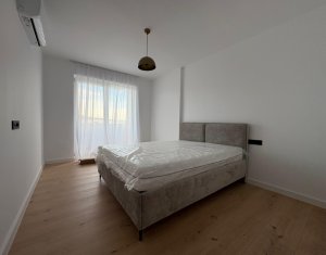 Apartament de lux cu 3 camere, doua terase spatioase si loc de parcare subteran