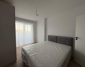 Apartament de lux cu 3 camere, doua terase spatioase si loc de parcare subteran